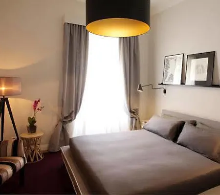 The Independent Guest house 4*