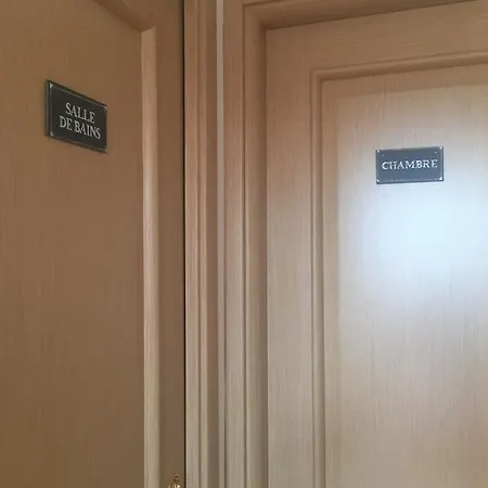 Maison Burlesque Oda ve Kahvaltı *