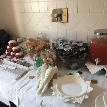 Maison Burlesque Oda ve Kahvaltı Roma