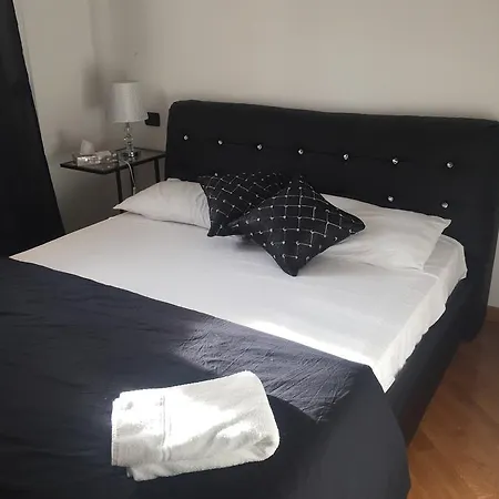 Oda ve Kahvaltı Maison Burlesque *
