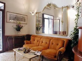 Altavilla 9 Hotel 2*
