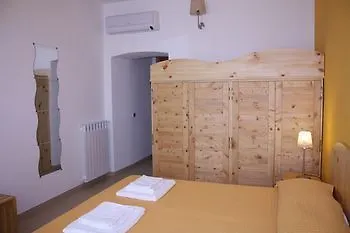 Alle Porte Di San Giovanni Bed & Breakfast