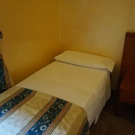 Maryelen Hotel 2*