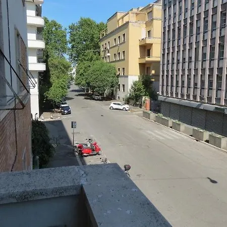 New Paradise 3* Rome