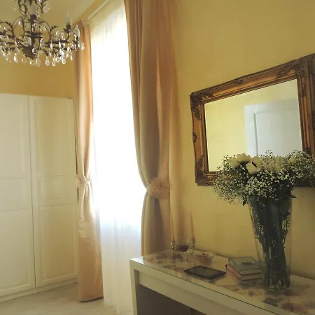 Cameo * Rome