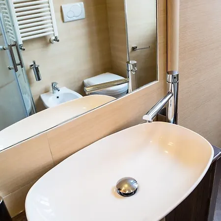 Apartamento Services Caracciolo *