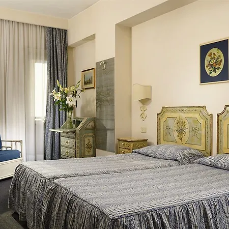 Hotel Commodore 4*