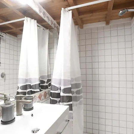 Lo Apartment