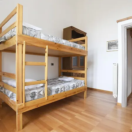 Apartment Lo