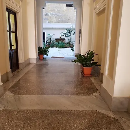 Myomax Guest house Rome