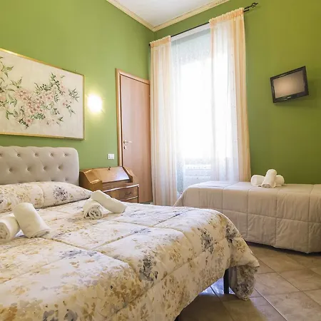 Albachiara 2* Rome