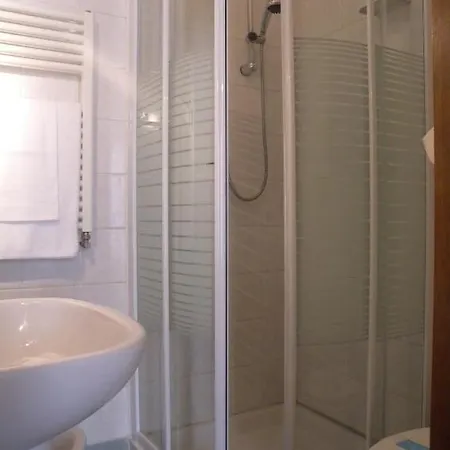 Margaret Hotel 2*
