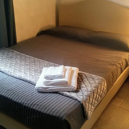 Amoroma Domus Bed & Breakfast