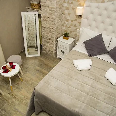 Santamaria 3* Roma