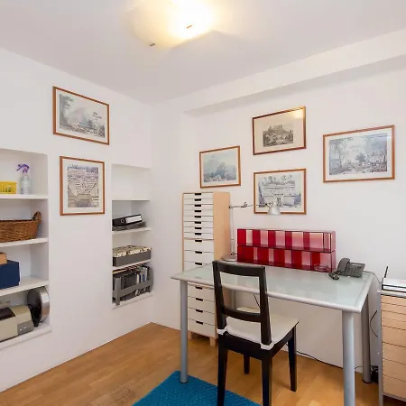 Rsh Spanish Steps Luxury Apartment Rome