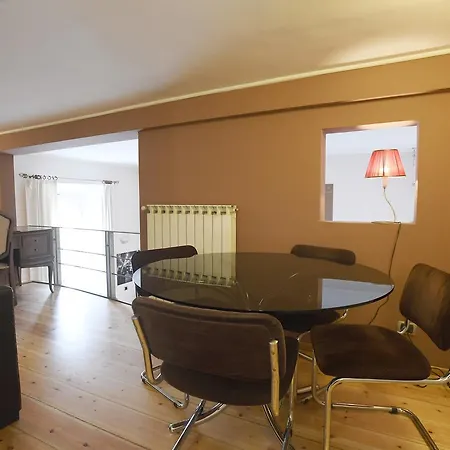 Lo Apartment