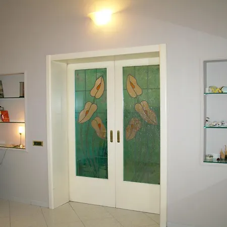 Montebello - Termini Station Apartment *