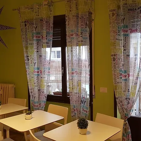 Guest house Domus 2*