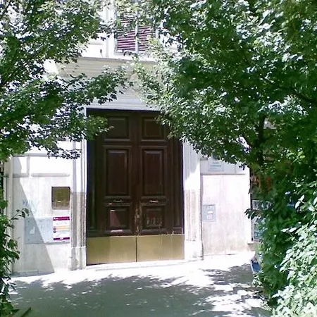 Casa Libera Trastevere Appartamento *