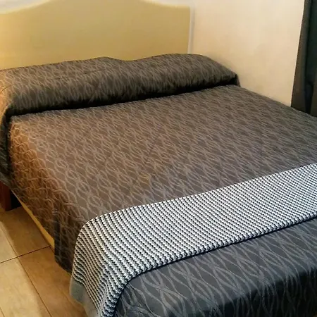 Bed & Breakfast Amoroma Domus