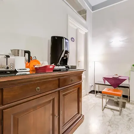 Bed & Breakfast 2 Passi Al Colosseo