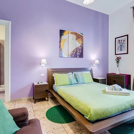 Bed & Breakfast 2 Passi Al Colosseo 2*