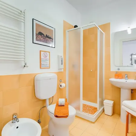2 Passi Al Colosseo Bed & Breakfast