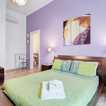Bed & Breakfast 2 Passi Al Colosseo