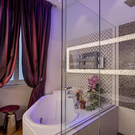 Dona's Luxury House * Rome