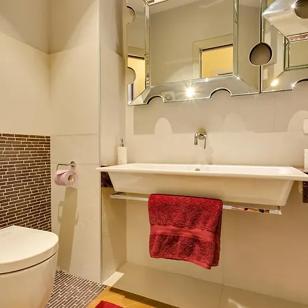 Apartment Dona's Luxury House