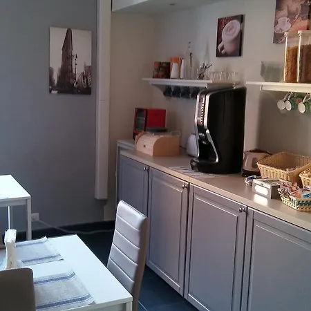 Amoroma Domus Bed & Breakfast