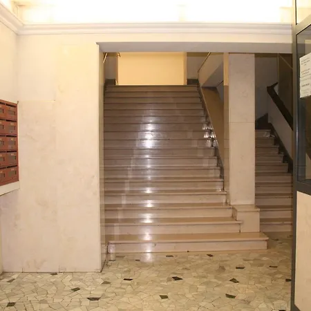 La Casa Di Giulia A San Pietro Roma