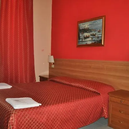 Hoteli Hotel Řím