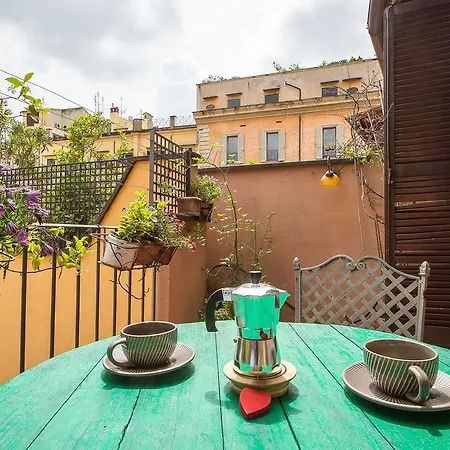 Apartment In Arco Della Ciambella Rome