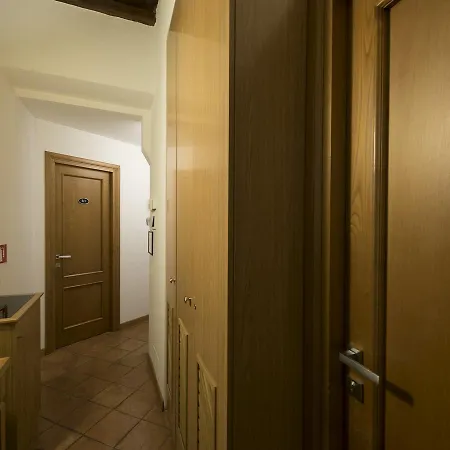 Guest house Ig *