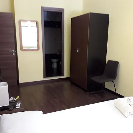 Guest house Il Coriandolo 2*