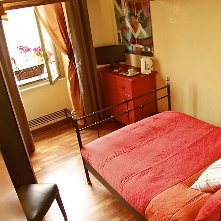 Slow Life B&B Bed & Breakfast