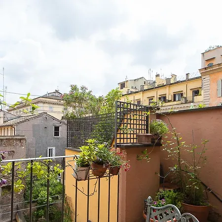Apartment In Arco Della Ciambella