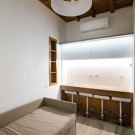 Domenichino Luxury Apartmán *