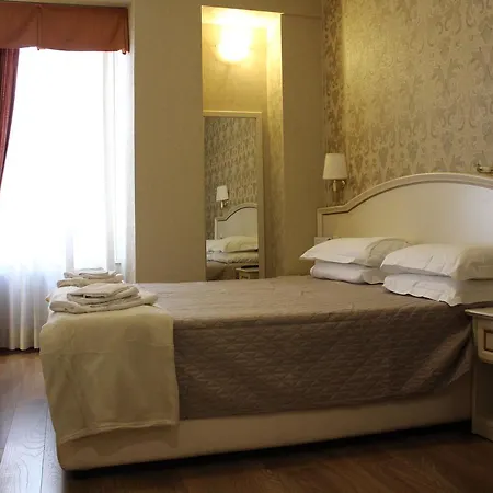 Relais Bocca Di Leone Rome