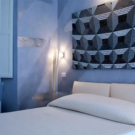 Chain Gallienus Guest house 3*