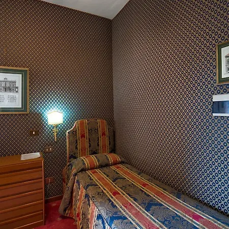 Ponte Bianco Hotel Rome