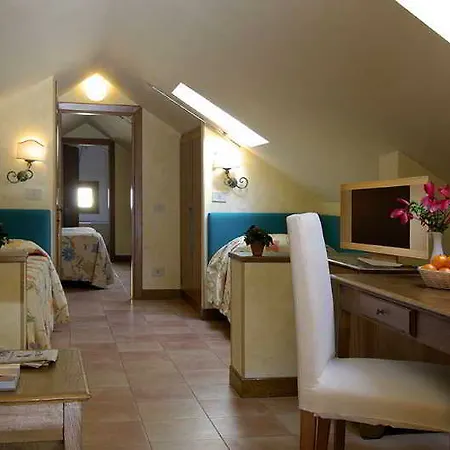 Hotel Santa Maria 3*