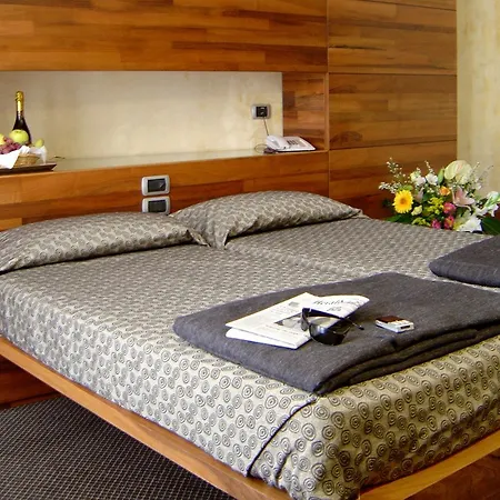 Hotel Tritone 3*