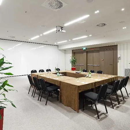 Nh Collection Vittorio Veneto 4* Roma