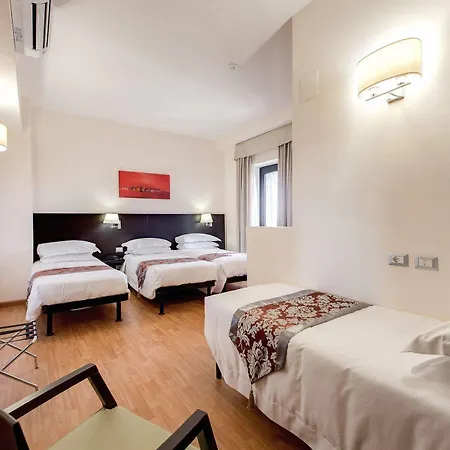 Regal Park Hotel