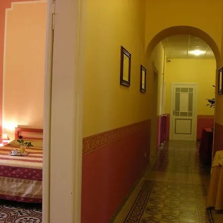 Angelus 2* Rome