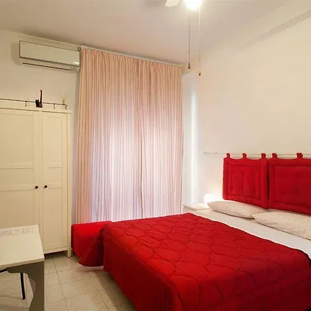 Interno 9 2*