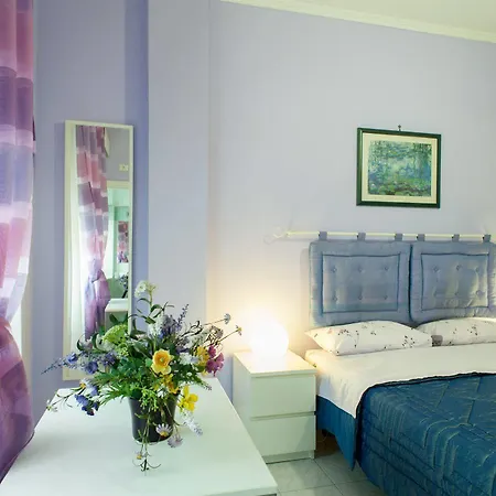 Interno 9 Guest house 2*