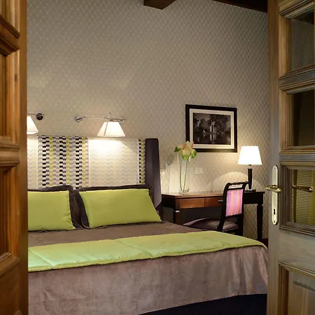 Frattina 122 Guest house